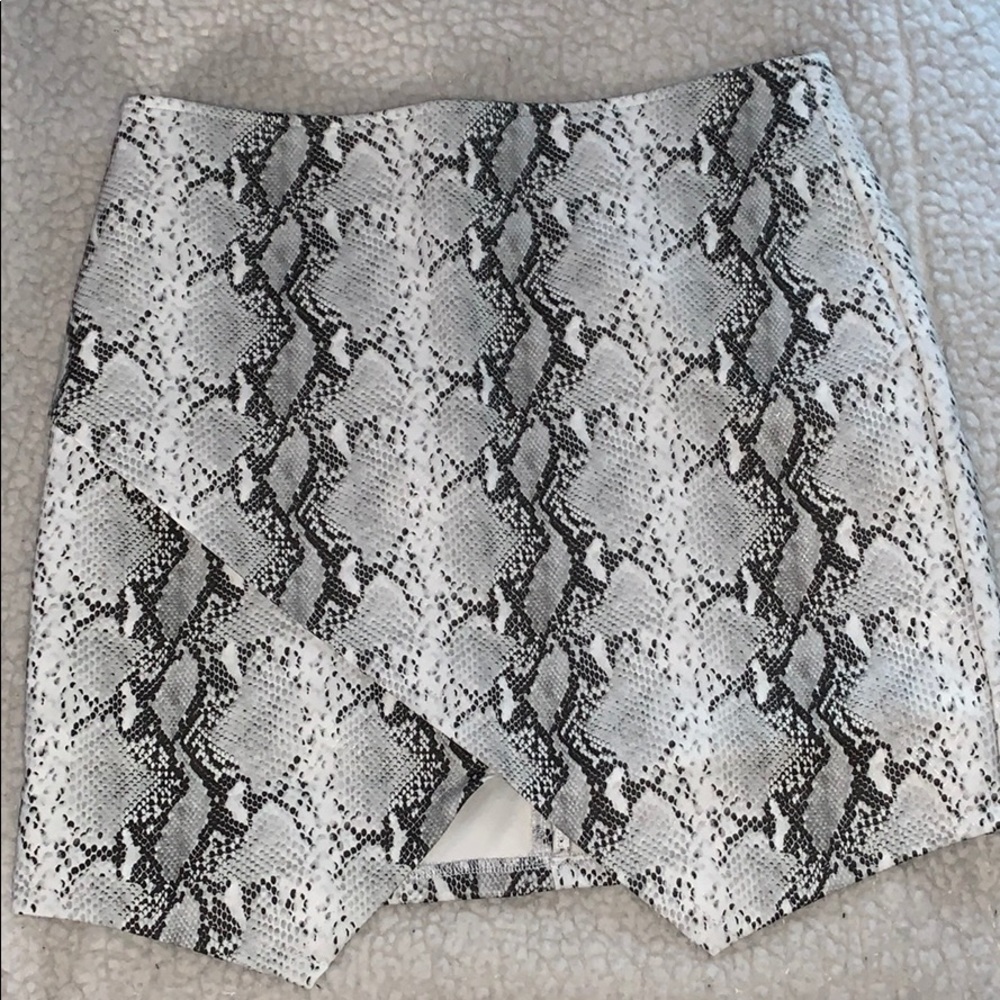 Snakeskin envelope skirt